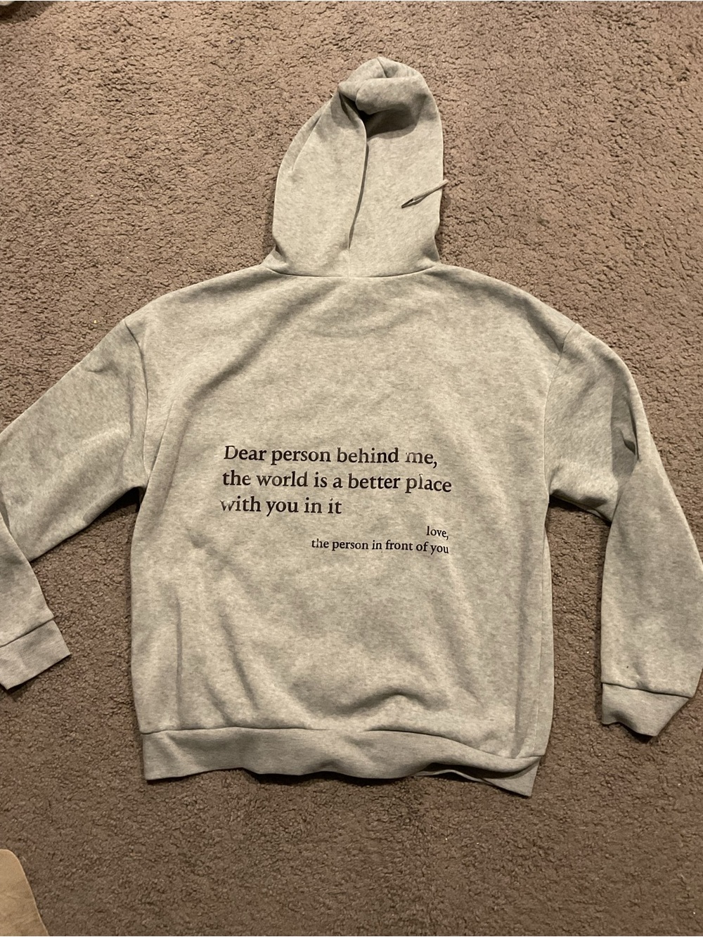 NWOT Gorgeous Womenโs Gray Graphic Swearshirt Hoodie Gym Casual School sz Large